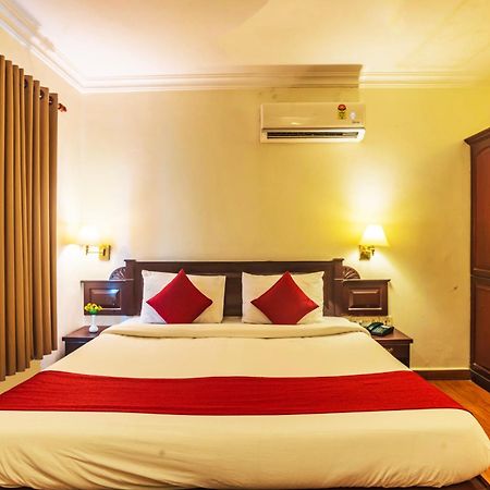 Hotel Archana Inn Kochi Екстер'єр фото