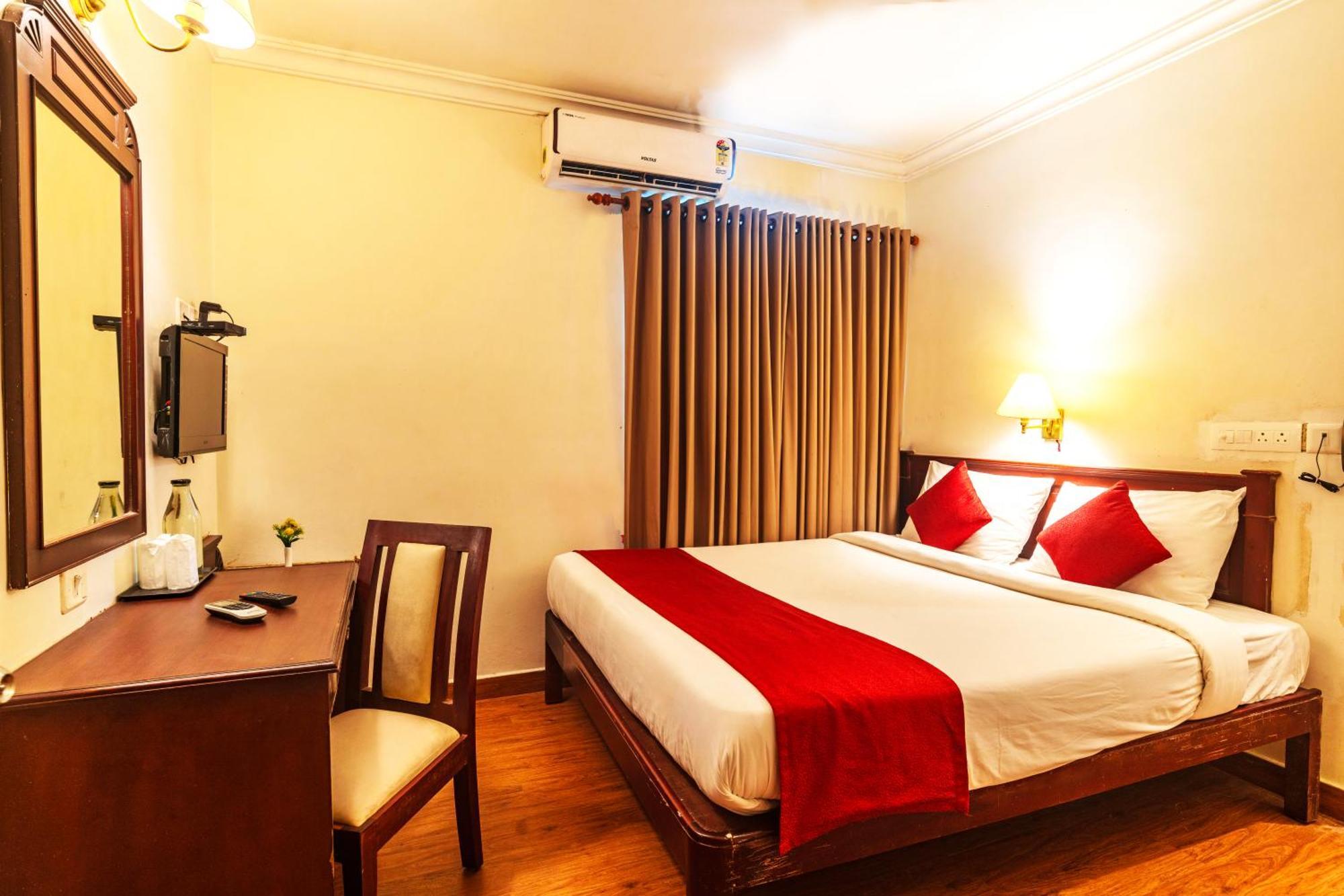 Hotel Archana Inn Kochi Екстер'єр фото