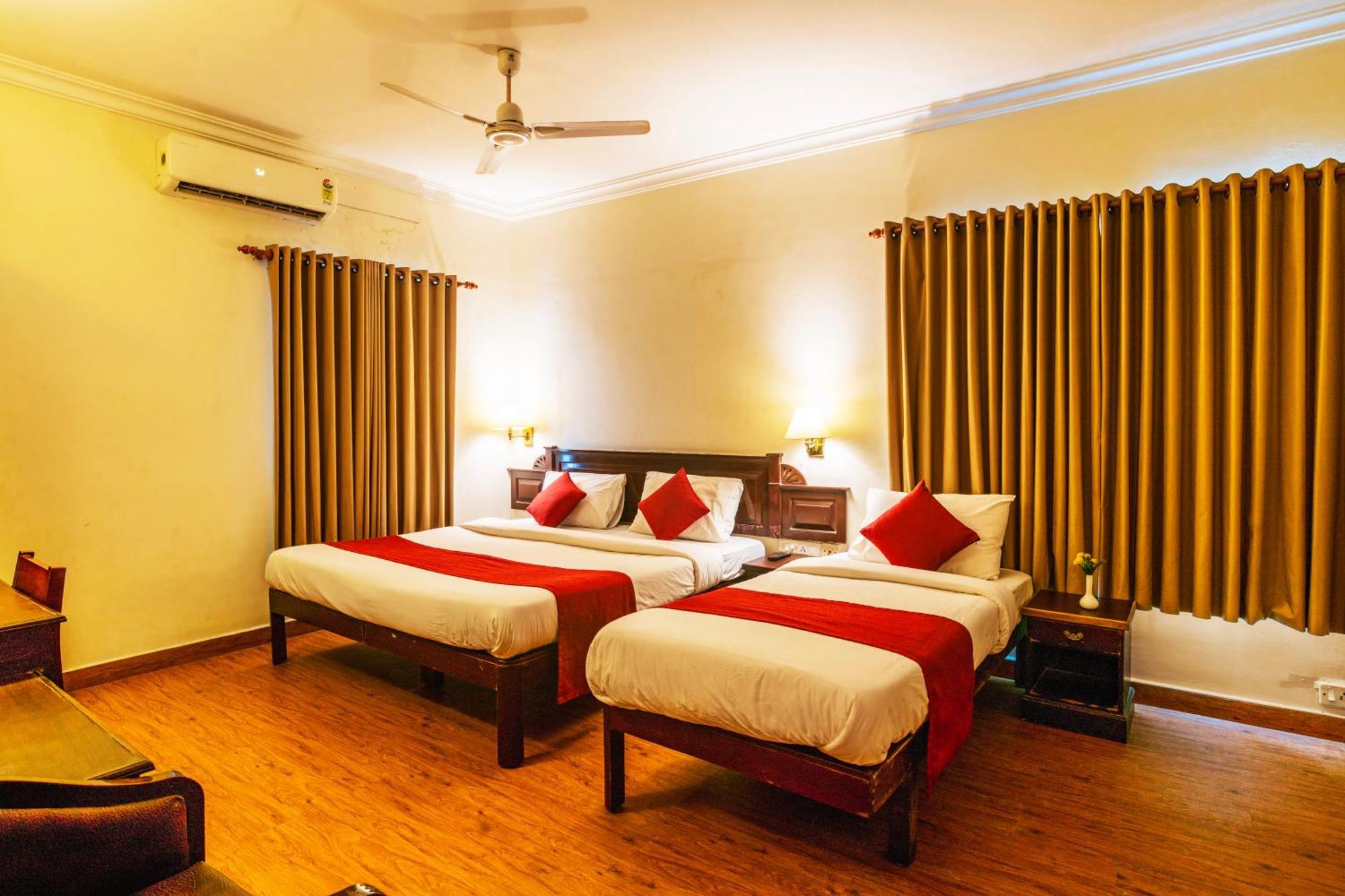 Hotel Archana Inn Kochi Екстер'єр фото